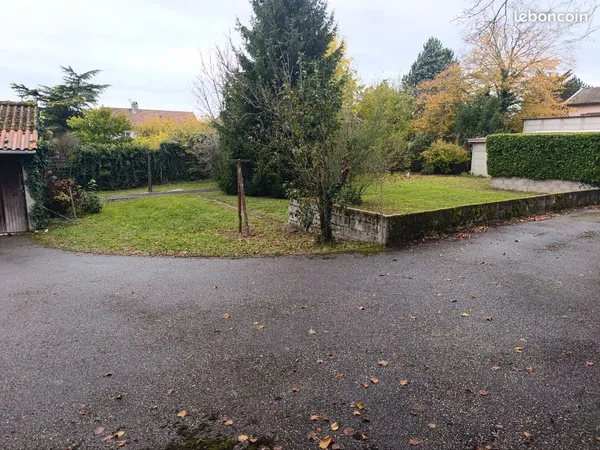 Terrain Ruy-Montceau 
