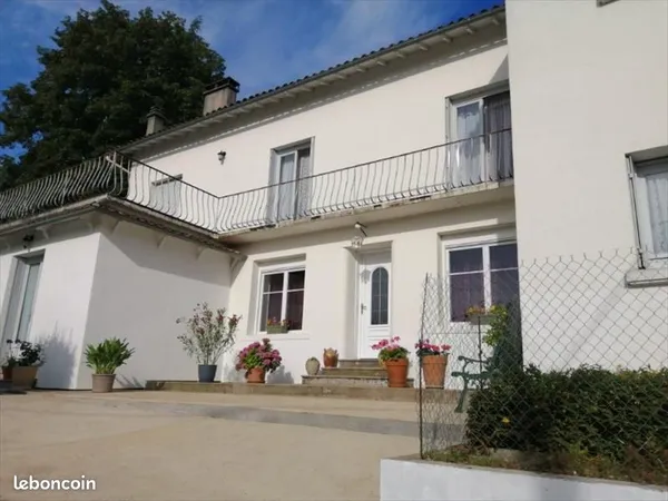Maison 5 pièces 165 m² 