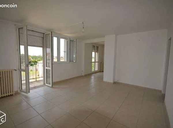 A vendre Appartement T5 90m² av limoges 