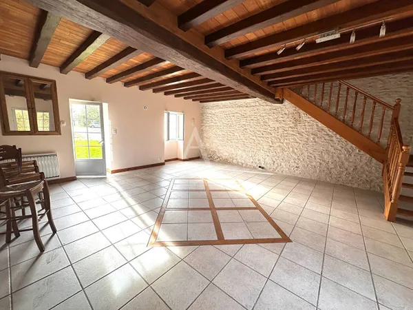 Maison 6 pièces 144 m² 