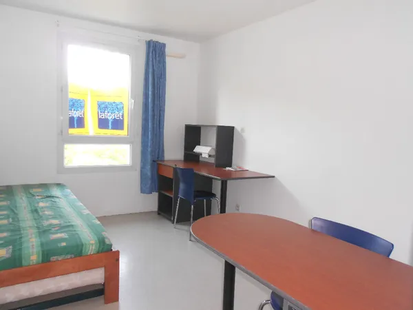 Appartement 1 pièce 18 m² 