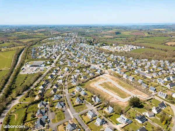 Terrain 614 m² lotissement PLONEIS 