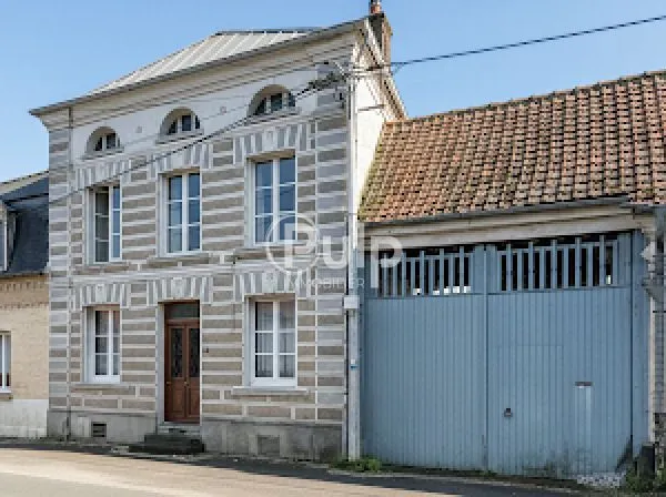 Maison 8 pièces 65 m² 