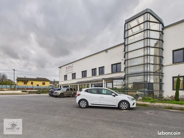 Bureaux 167 m² Seichamps 