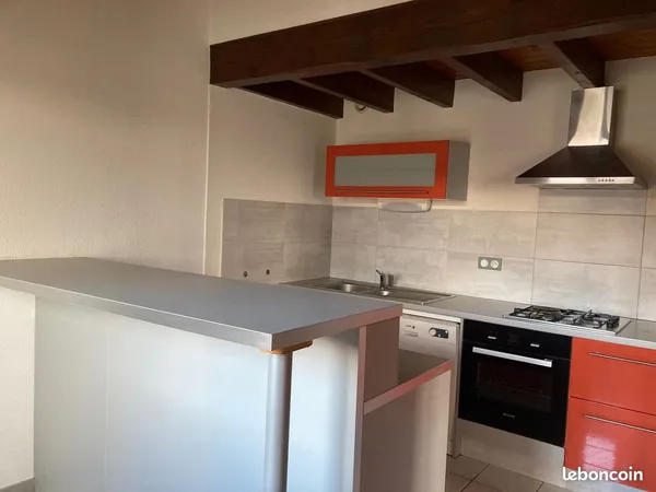 F3 duplex 75m2 Dogneville centre + Balcon / Garage / Parking Privé 