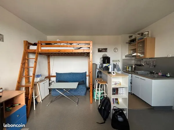 Studio 22m2 meublé équipé dispo 7 mars 