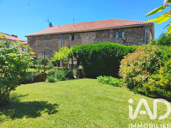 Vente Maison de village 8 pièces 