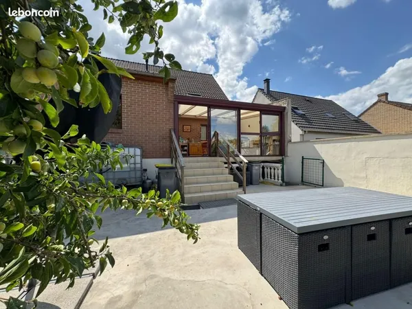 Maison 8 pièces 150 m² 