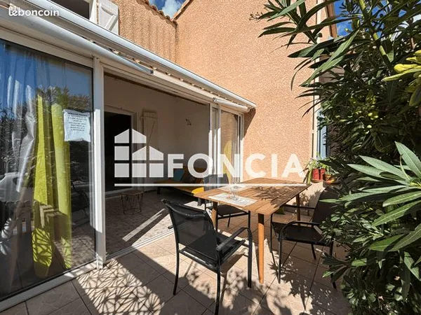 Beau et lumineux pavillon T3/ Véranda, Terrasse, jardin et sa place de parking privative 