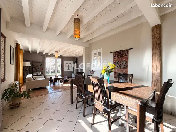 Maison 6 pièces 168 m² 