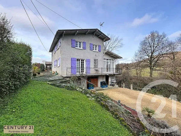Maison 4 pièces 241 m² 