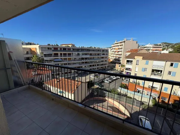Appartement 1 pièce 16 m² 