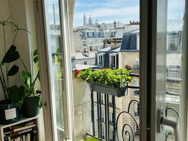 Location - Charmant Appartement- Paris 18ème 