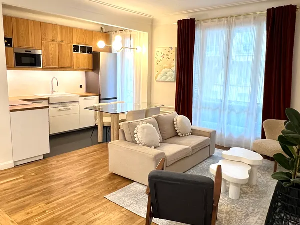 Superbe T3 meublé de 70m² - Clichy / Portes de Paris 