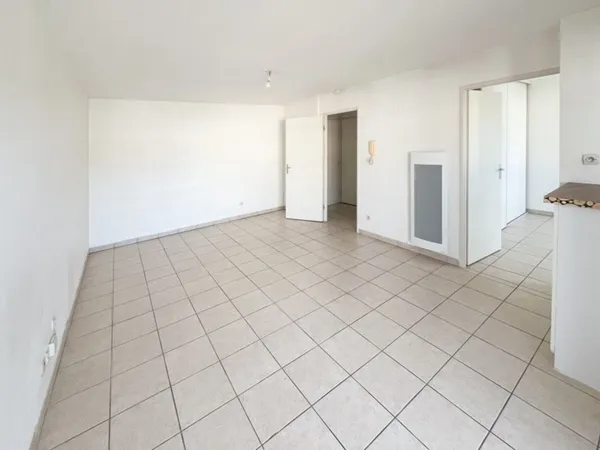 Appartement de 2 pièces principales 