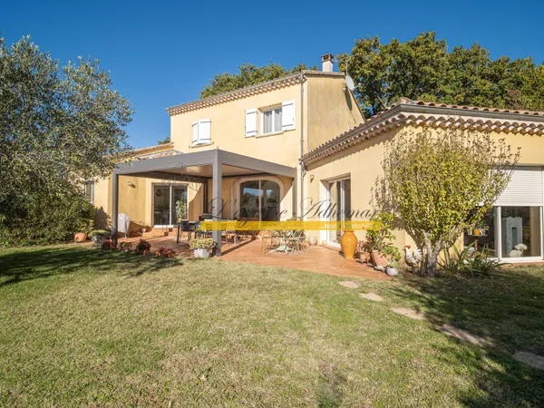 Maison à vendre, Montélimar, 7 pièces, 4 chambres, terrain, 