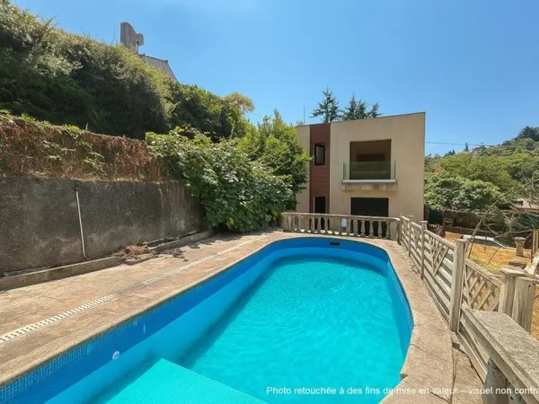 VENTE : maison 4 pièces (100 m²) à LA TURBIE