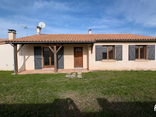 Maison de plain-pied 5 pièces 121 m² 