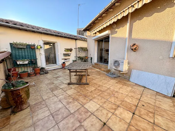 Montpellier Appartement 3 pièces - 73 m² + T2 de 26 m² 