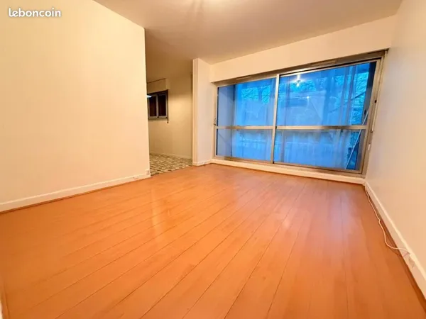 Appartement 1 pièce 39 m² 