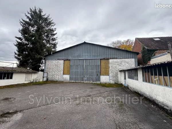Maison 1 pièce 235 m² 