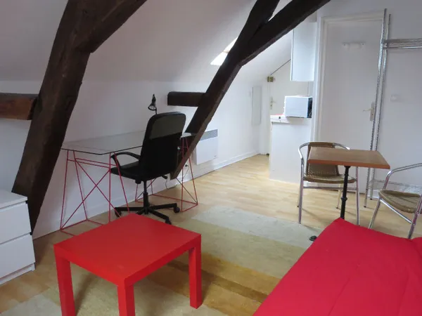 Appartement 1 pièce 16 m² 