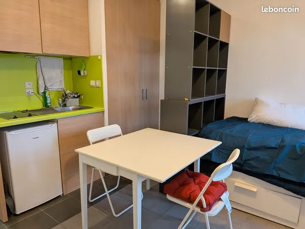 Studio 22 m² meublé à louer 
