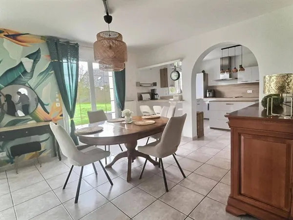 Maison 6 pièces 165 m² 