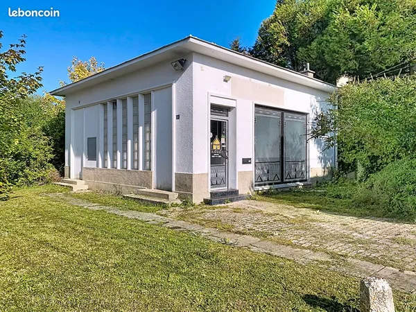 Local 71 m² EPERNAY 