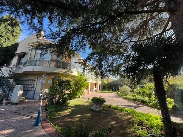 Maison 6 pièces 140 m² 