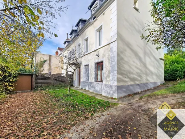 Studio 1 pièce 29 m² 