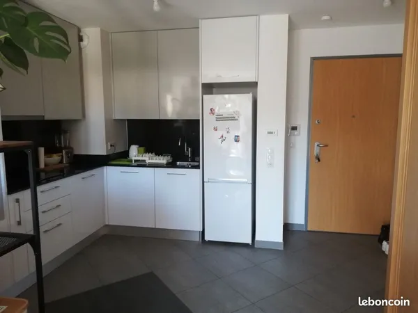 Appartement 2 pièces - 40 m² + Box avec rangements 