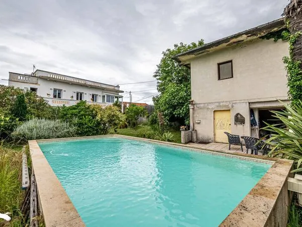 Maison 10 pièces 223 m² 