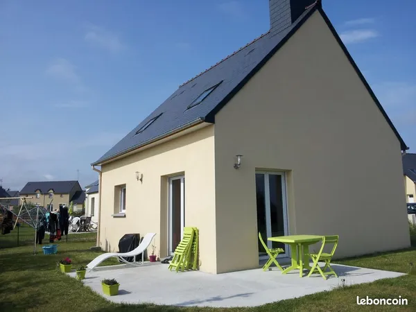 Agréable maison dans le bourg de Pleurtuit 