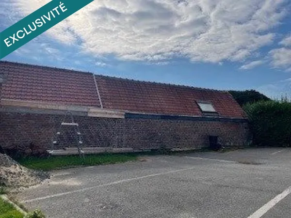 Plateau brut de 180 mètres, avec ses 3 parkings 