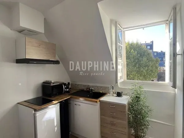 Studio 1 pièce 18 m² 