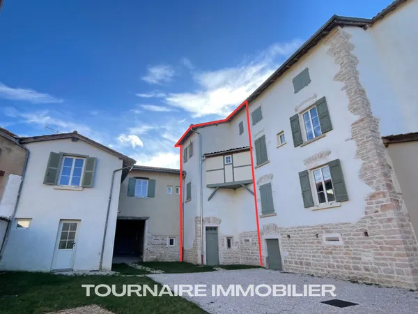 Maison de village à rénover 