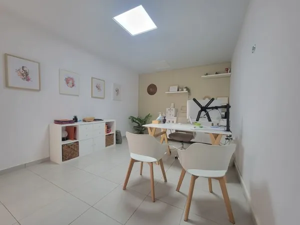 Immobilier professionnel Location Cayenne   800€
