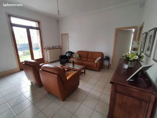 Maison 8 pièces 151 m² 