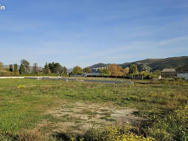Terrain 893 m² Peyruis 