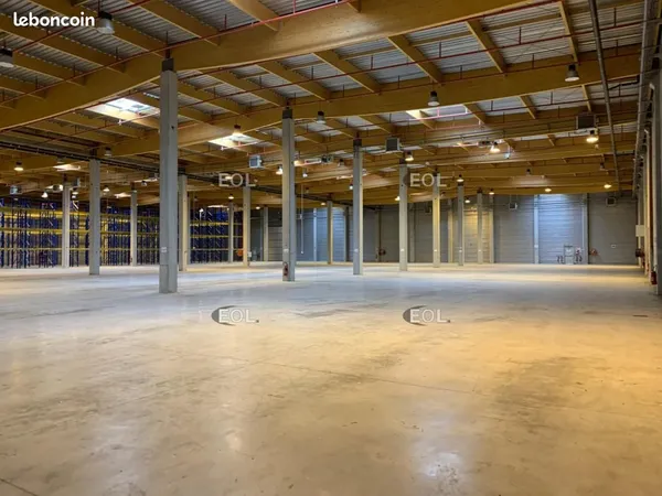 Local logistique 6 345 m² 