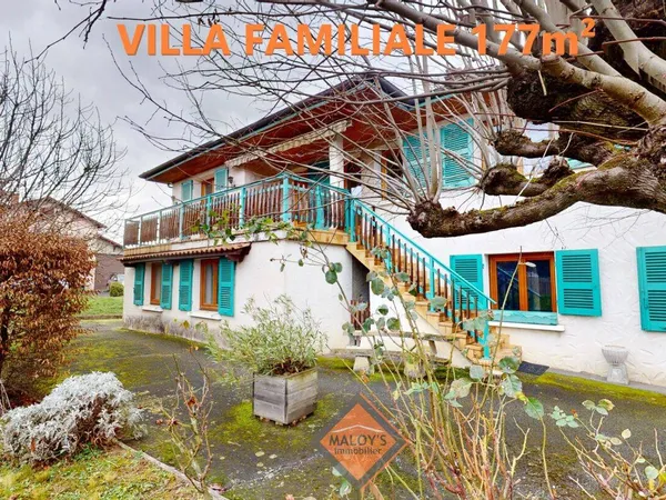 Maison 7 pièces 177 m² 