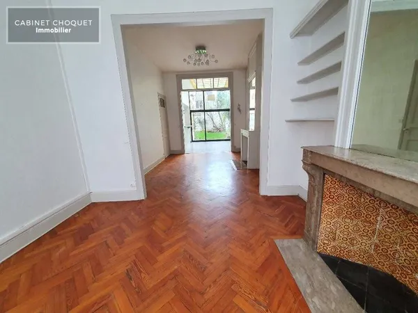 Maison 5 pièces 151 m² 