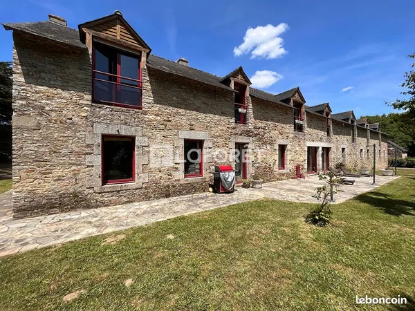 Ferme 6 pièces 273 m² 