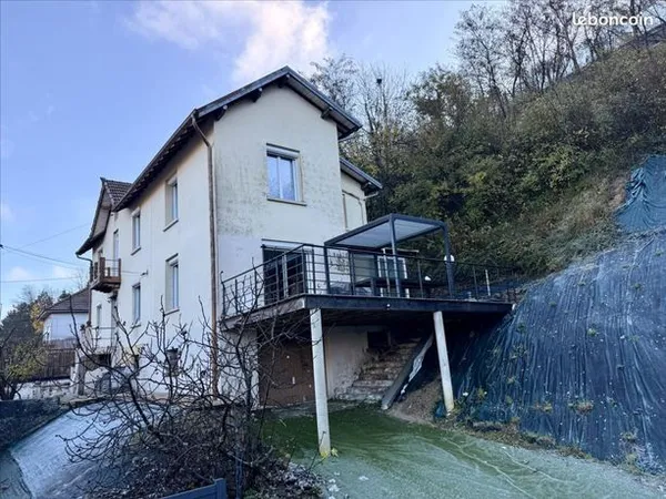 Maison 6 pièces 131 m² 
