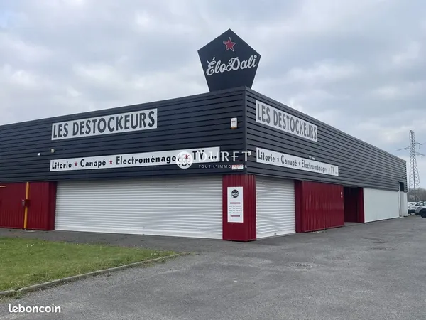 Local commercial 325 m² La Roche-sur-Yon 