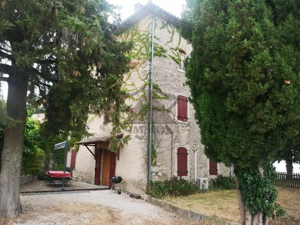 Mas au pied des cevennes 