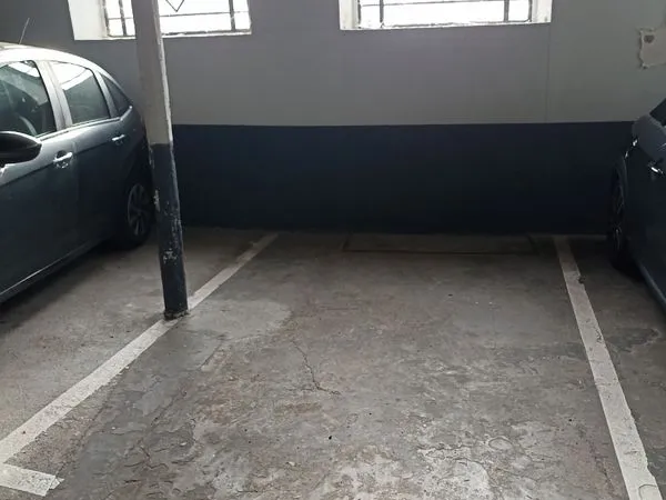 Place parking fermé - Martinière 