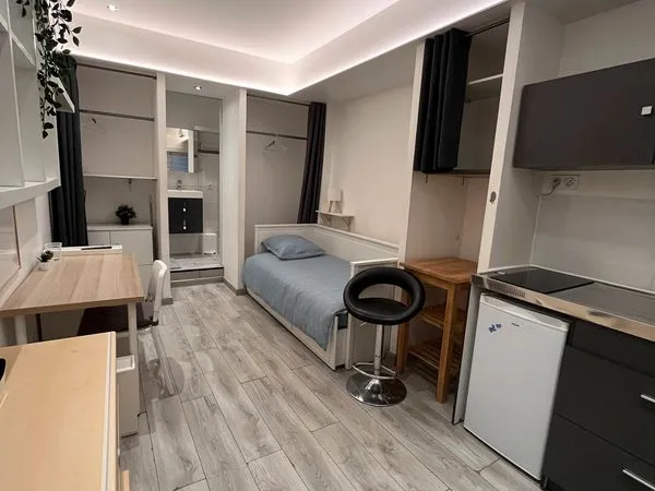 Studio 17 m2 à louer 