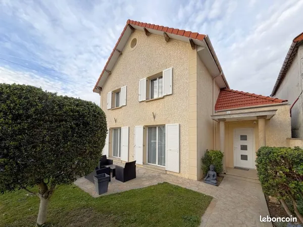 Maison 9 pièces 250 m² 